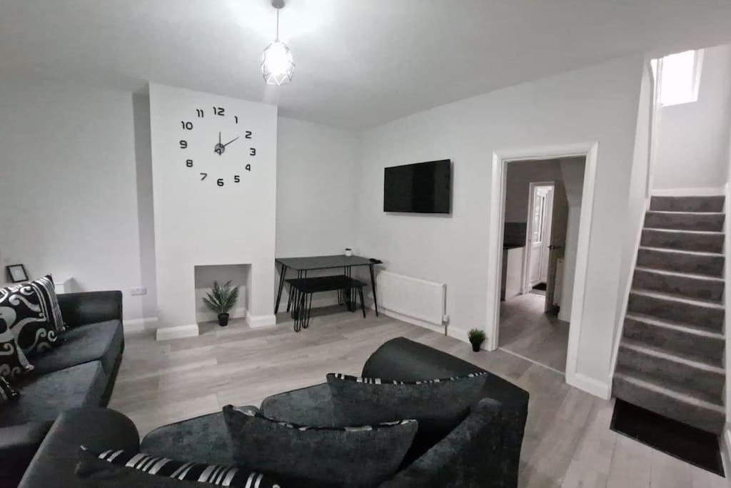 Modern Belfast City Home Bagian luar foto